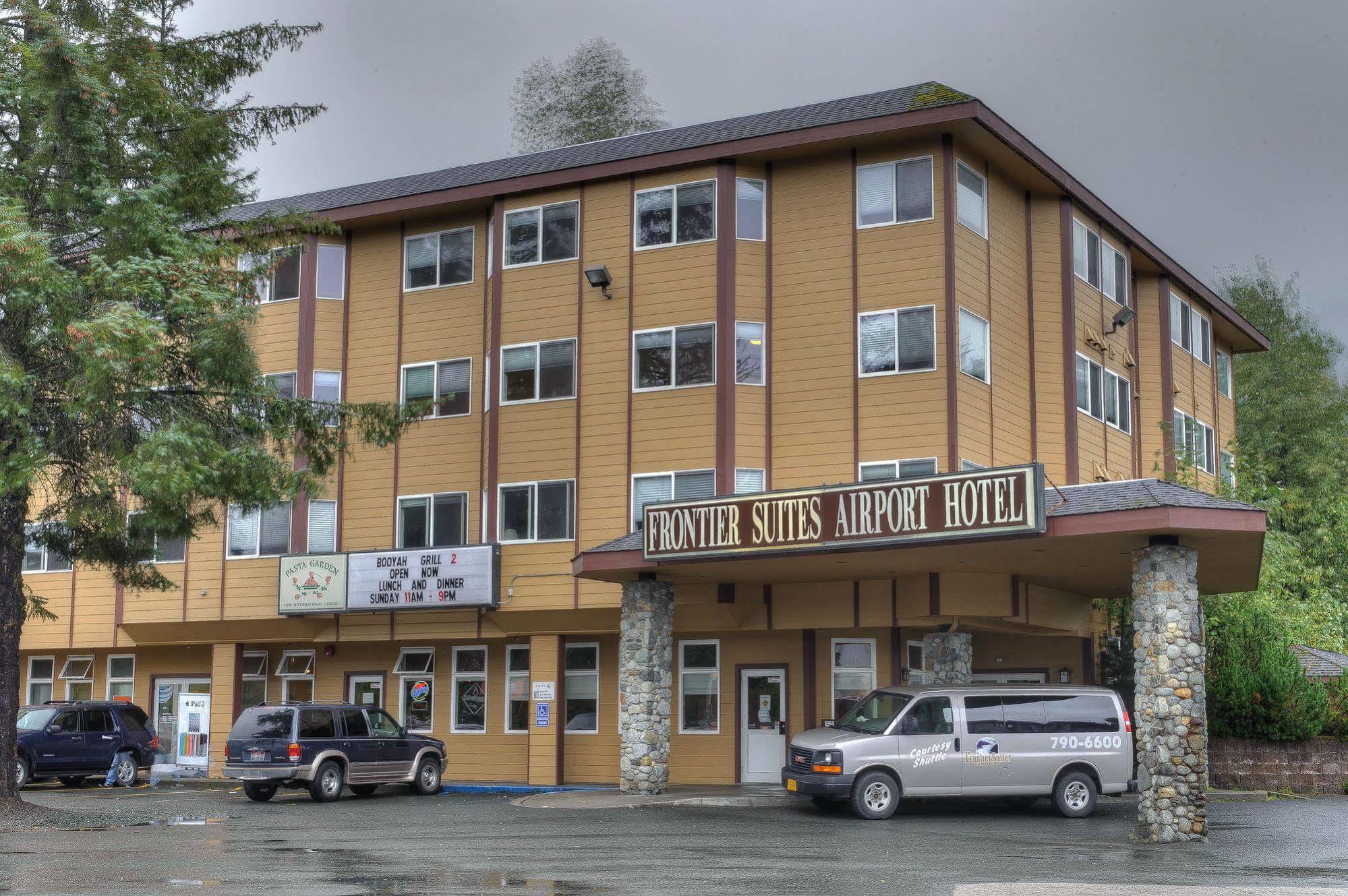 Frontier Suites Hotel In Juneau Exterior photo